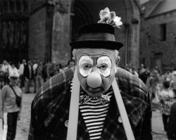 Photo : Guy Lejeune - "LAON ECLIPSE -Août 99"